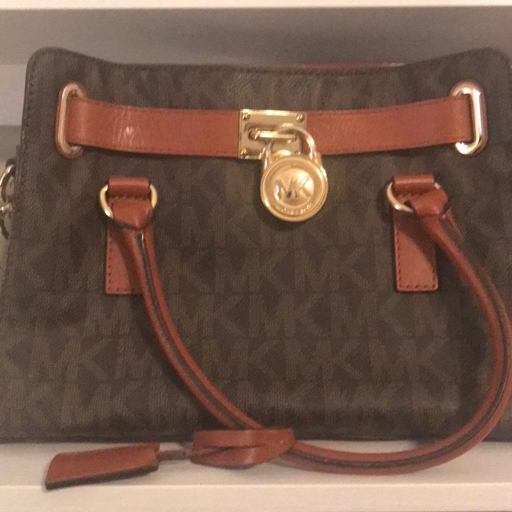 Authentic Michael Kors Hamilton Monogram Bag